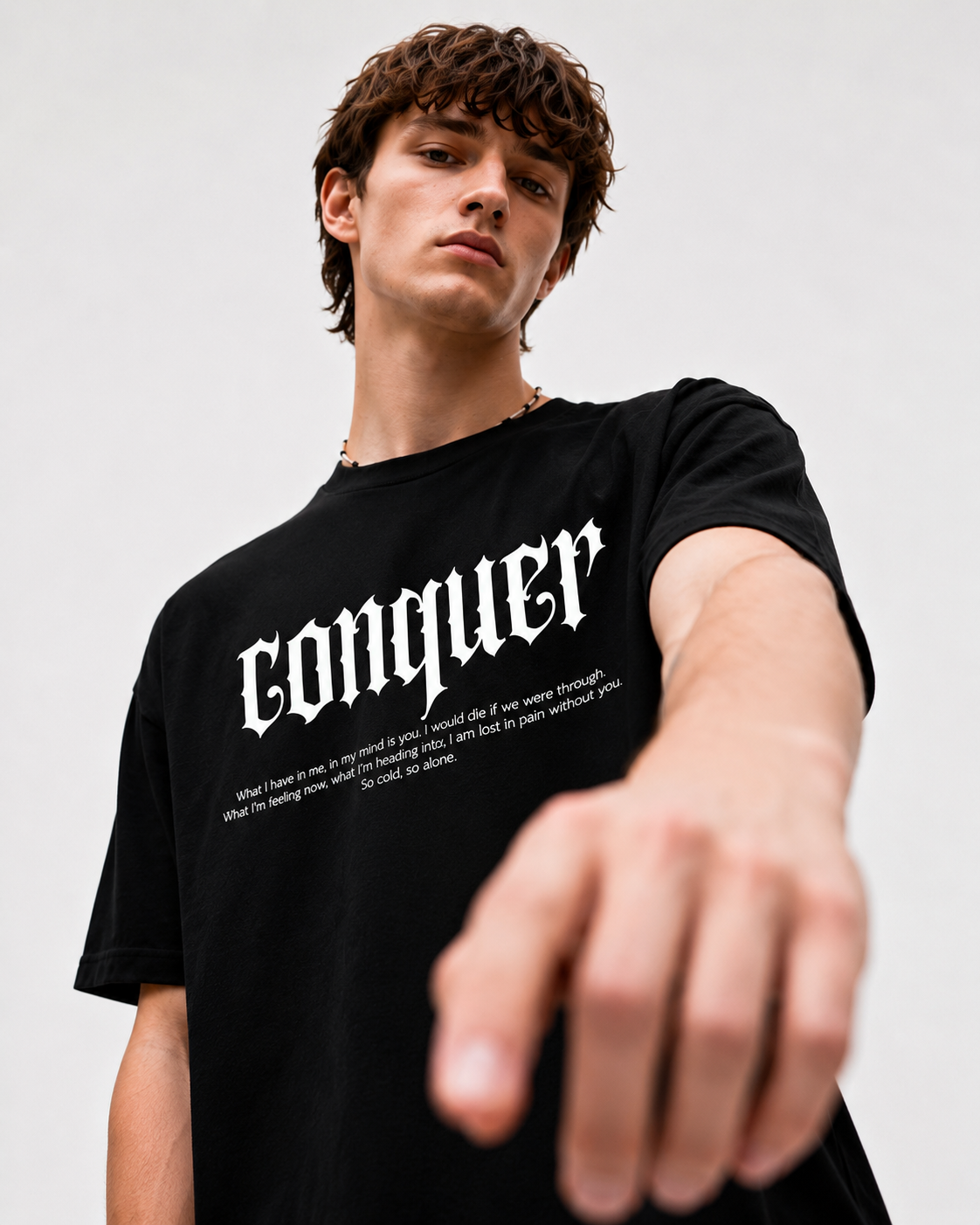 Conquer Knight Graphic T-Shirt – Black